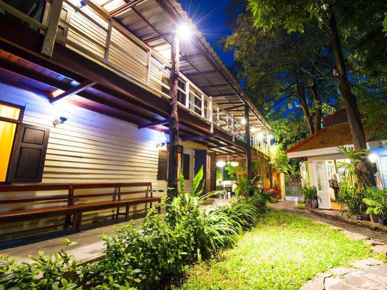 Hotel Smile House Boutique Chiang Mai Exterior foto